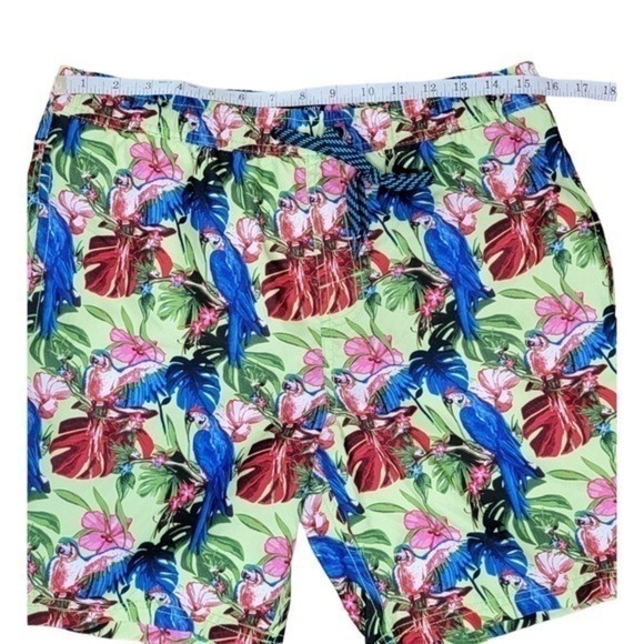 Members Only Tropical Parrot Swim Trunks size Medium Beach Pool Vacation Resort - Picture 6 of 6